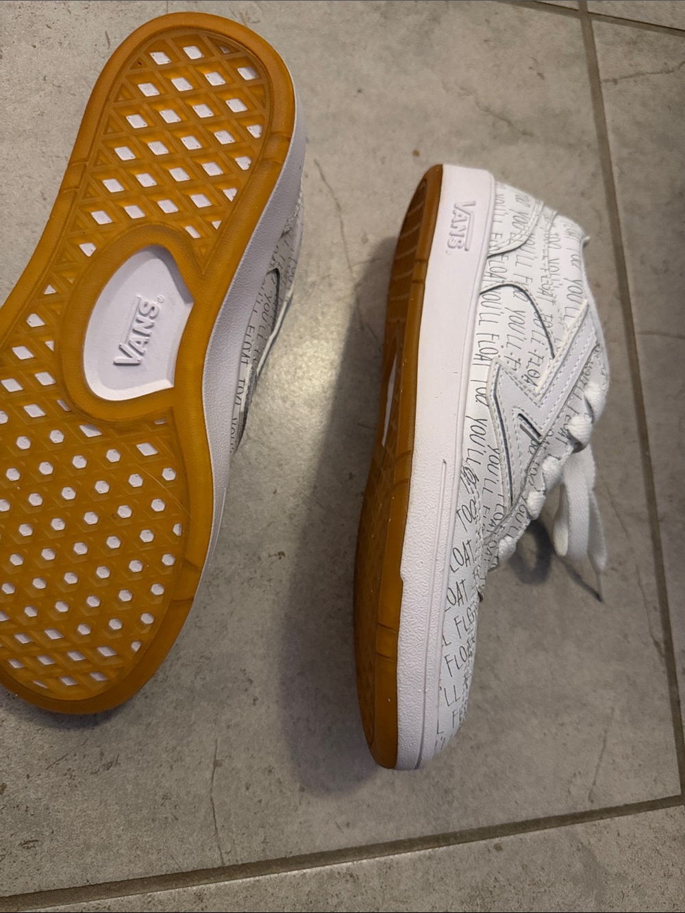 Vans White Low-Top Sneakers with Handwritten Script and Red Insole - Picture 8 of 10